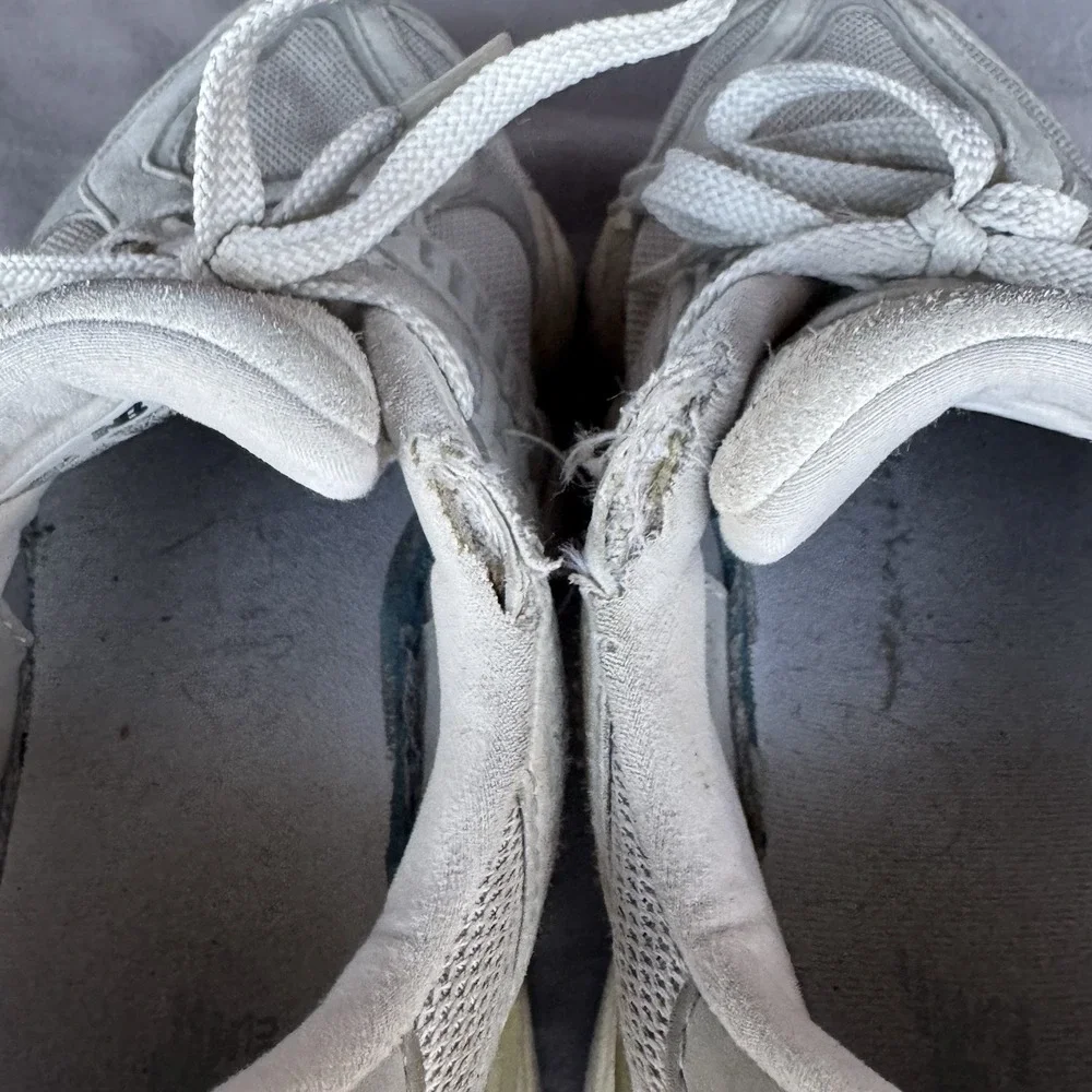 Size M9/W10.5 - New Balance 9060 U9060ECA‎ Men's Shoes White Sea Salt Concrete